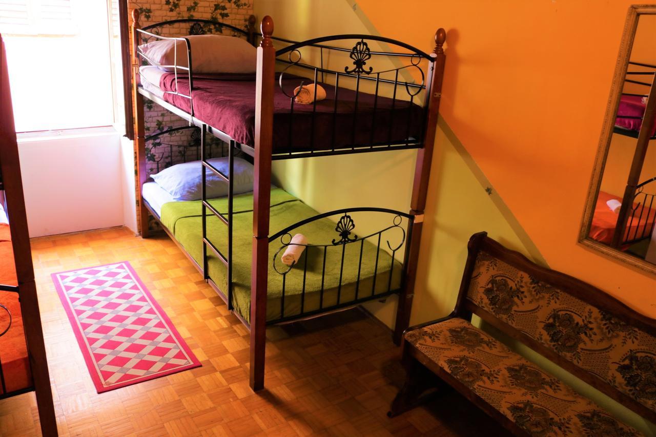 Hostel Alma 2 Poreč Dış mekan fotoğraf
