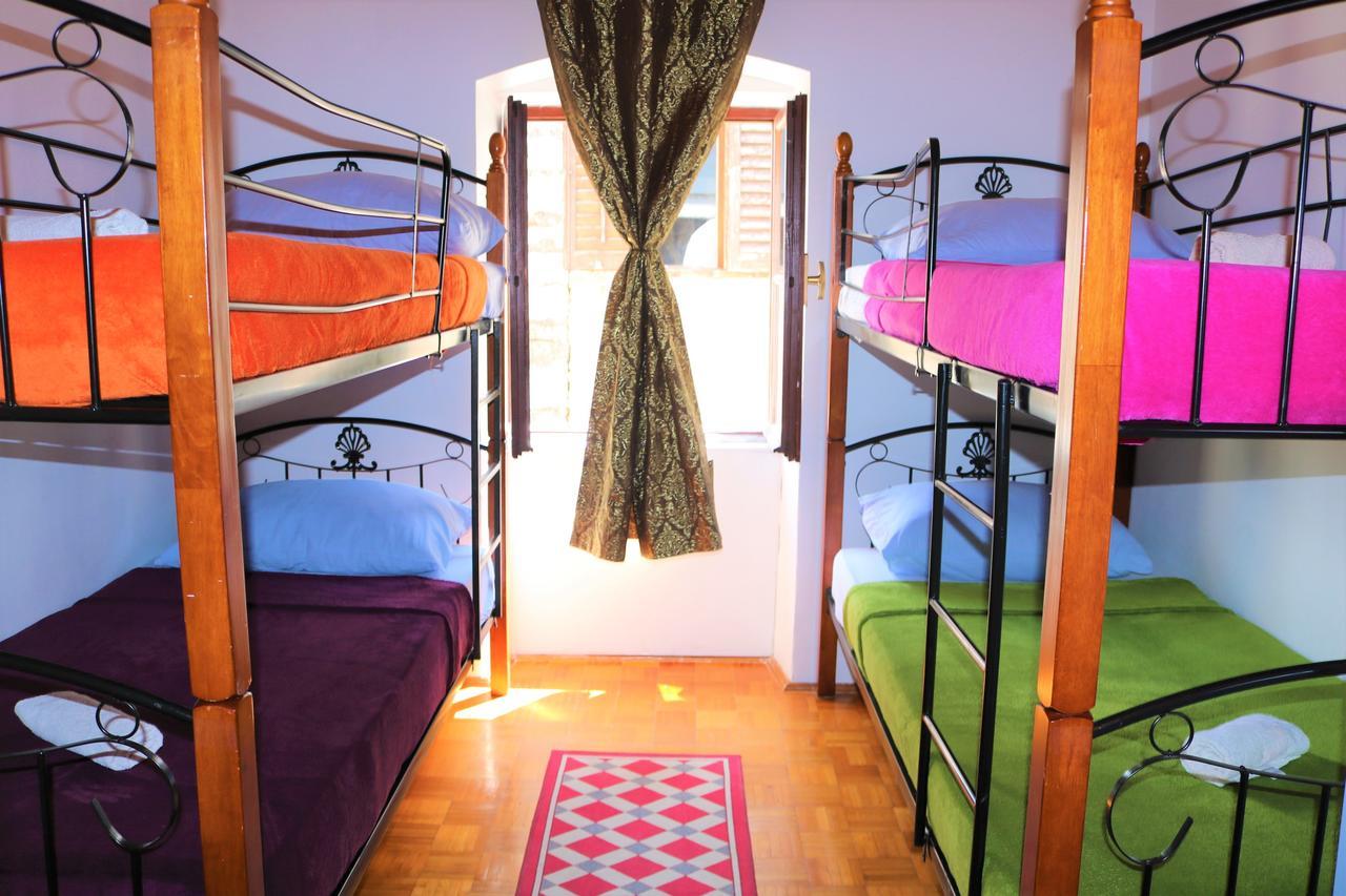 Hostel Alma 2 Poreč Dış mekan fotoğraf
